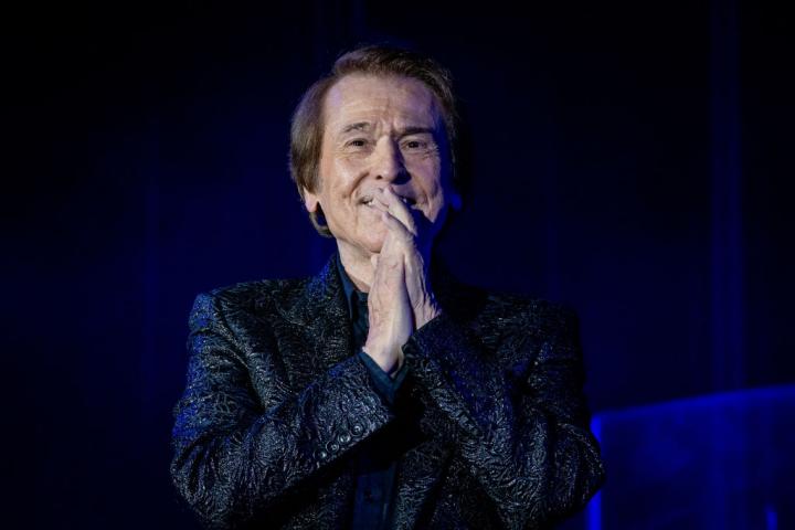 Raphael en un concierto en la Maestranza, en Sevilla.