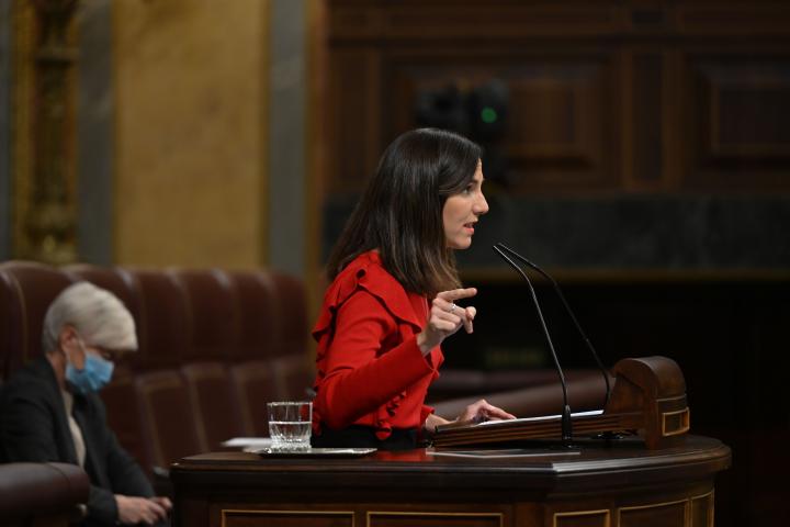 La líder de Podemos, Ione Belarra interviene en la sesión plenaria del Congreso de los Diputados celebrada este martes en Madrid.