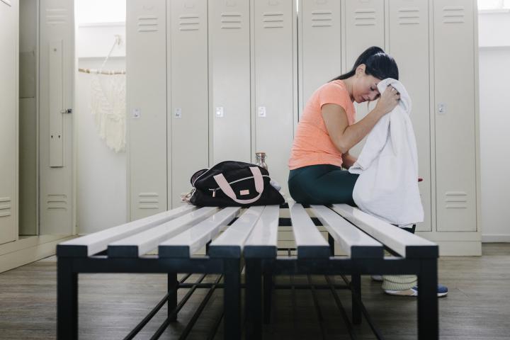 Imagen de archivo de un vestuario deportivo.