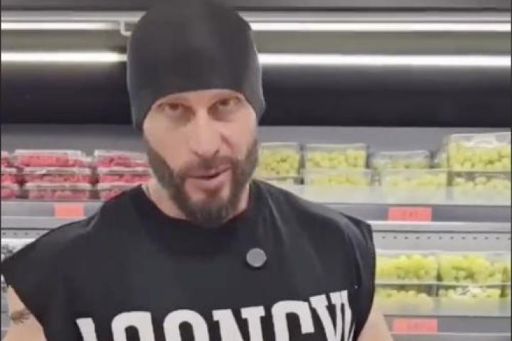 El dietista de TikTok, Fran Susín, en el Mercadona