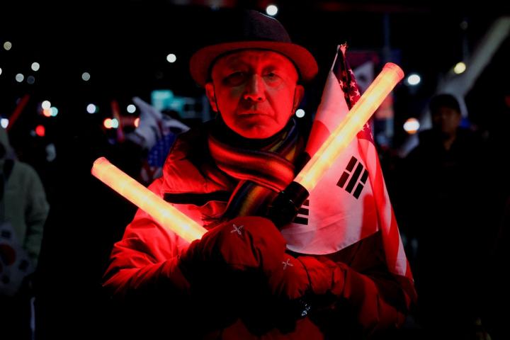 Manifestaciones en Corea del Sur para evitar la detención del presidente Yoon Suk Yeol.