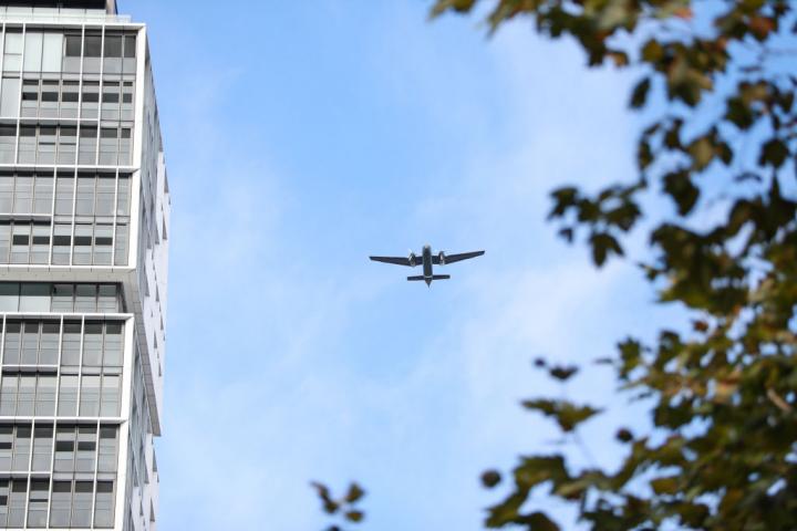 Un DHC-4 Caribou, en una exhibición aérea
