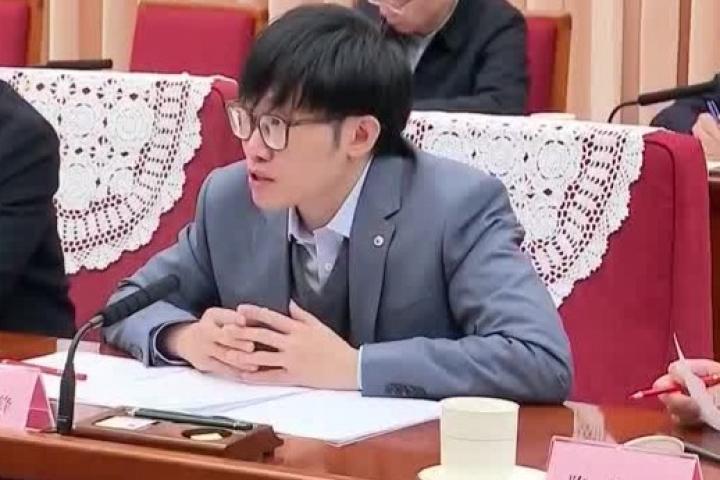 Liang Wenfeng, fundador de la empresa de IA china Deep Seek, en una imagen de archivo.