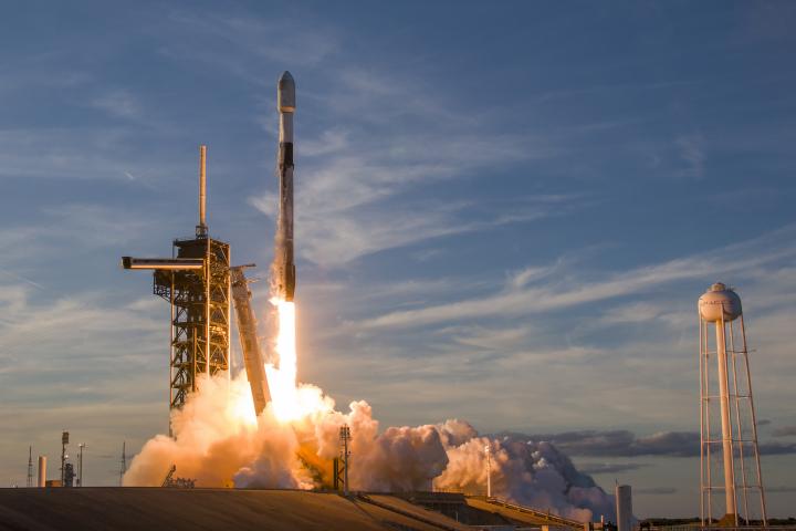 Imagen de un lanzamiento del cohete Falcon 9 de SpaceX