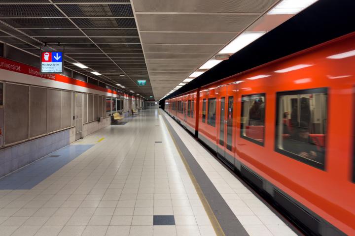 Imagen de archivo de una estación de metro de Helsinki (Finlandia).