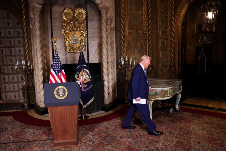 El presidente de Estados Unidos, Donald Trump, en su mansión de Mar-a-Lago.