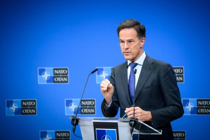 El secretario general de la OTAN, Mark Rutte, en una rueda de prensa desde la sede de la organización en Bruselas.