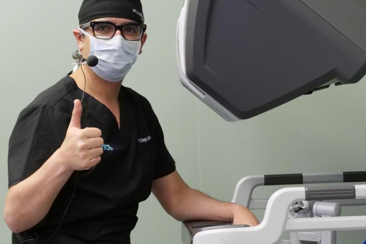 El cirujano Diego González Rivas.