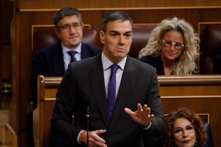 Pedro Sánchez gesticula en el Congreso