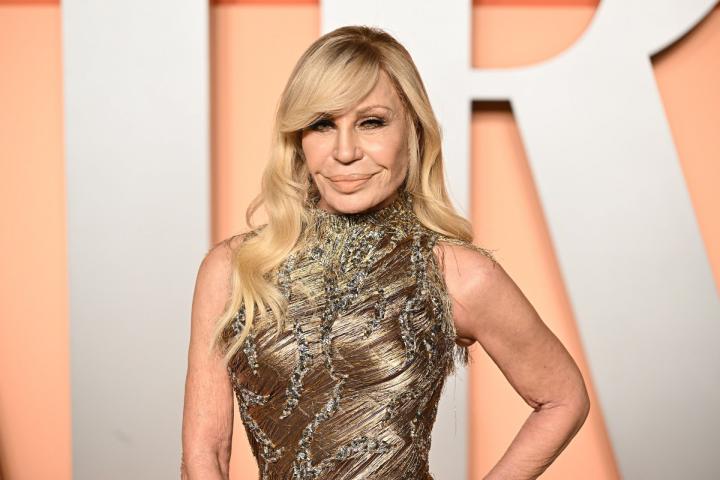 Donatella Versace, en la fiesta Vanity Fair tras los Oscar 2025.