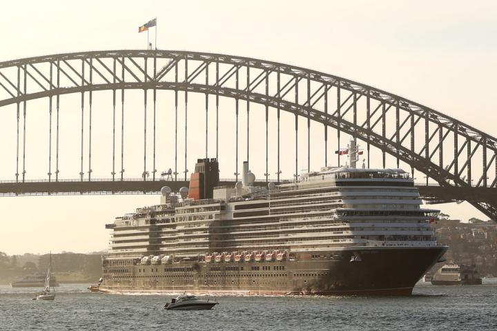 El crucero Queen Anne, de Cunard, en un momento de su viaje inaugural este marzo de 2025