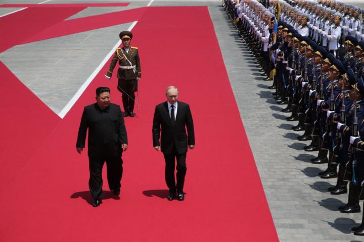 El presidente de Rusia, Vladimir Putin, y el dictador norcoreano, Kim Jong Un, en la última visita del mandatario ruso a Corea del Norte.