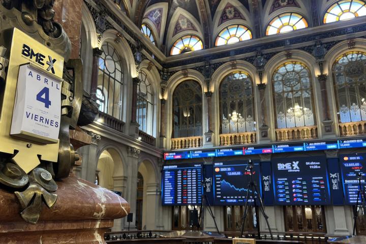 Vista general del parqué de la Bolsa de Madrid este viernes 4 de abril