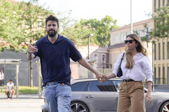 Gerard Piqué y Clara Chía, fotografiados en junio de 2024 en Barcelona.