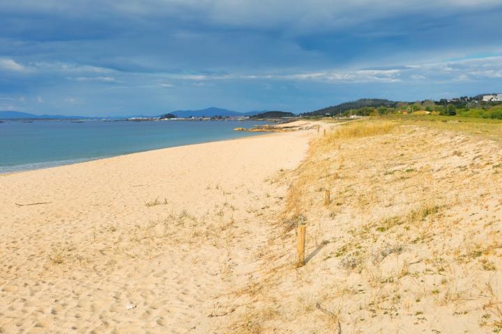 O Grove (Pontevedra), uno de los puntos donde se ha vendido el primer premio de la Lotería Nacional del sábado 26 de abril.