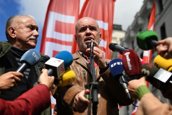 Unai Sordo, junto a Pepe Álvarez, en la manifestación del 1 de mayo de 2024