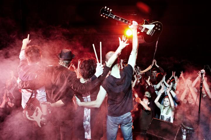 Concierto en un festival de rock.