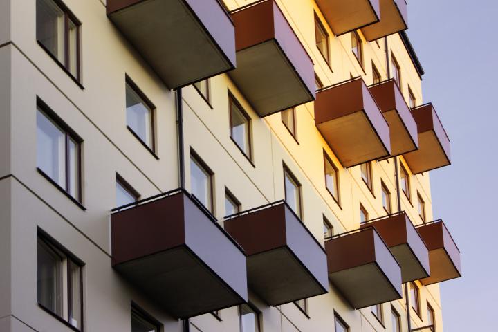 Imagen de archivo de un bloque de pisos.
