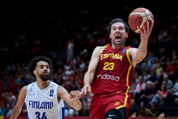Sergio Llull entra a canasta en un partido del preolímpico de 2024