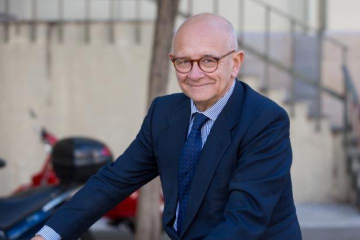 El doctor José Viña.