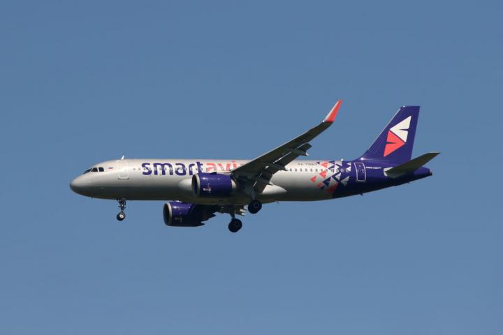 Un avión de la aerolínea rusa Smartavia, en pleno vuelo en una imagen de archivo