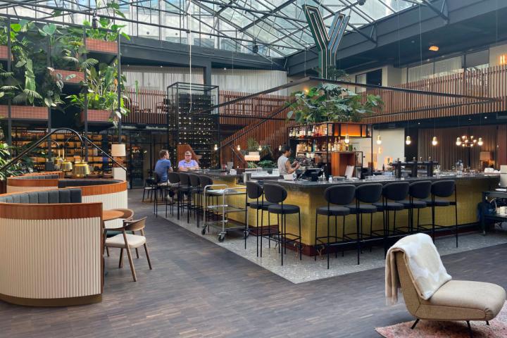 Una de las terrazas que tiene el Hotel Yalo, en Gante.