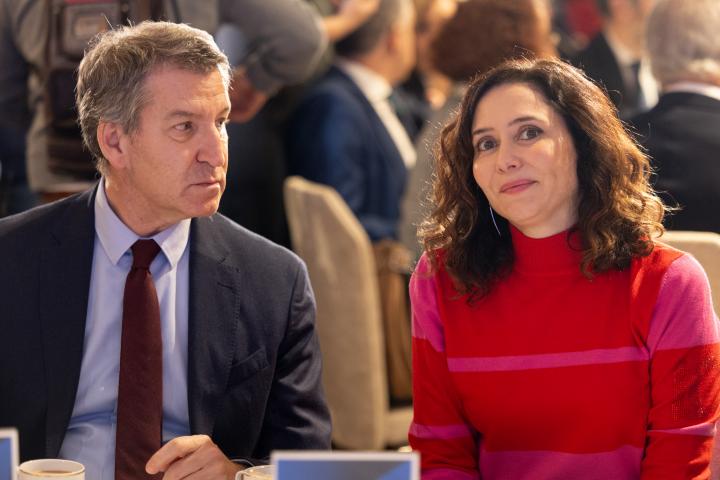 El presidente del Partido Popular, Alberto Núñez Feijóo, y la presidenta de la Comunidad de Madrid, Isabel Díaz Ayuso, en una imagen de archivo.