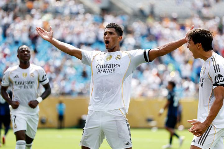 Jude Bellingham celebra un gol de la primera victoria del Real Madrid en el Mundial de Clubes.