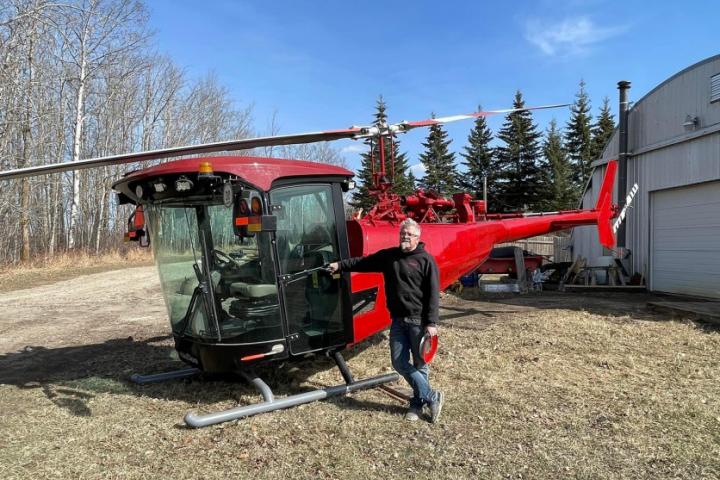 El helicóptero creado a partir de una cosechadora.