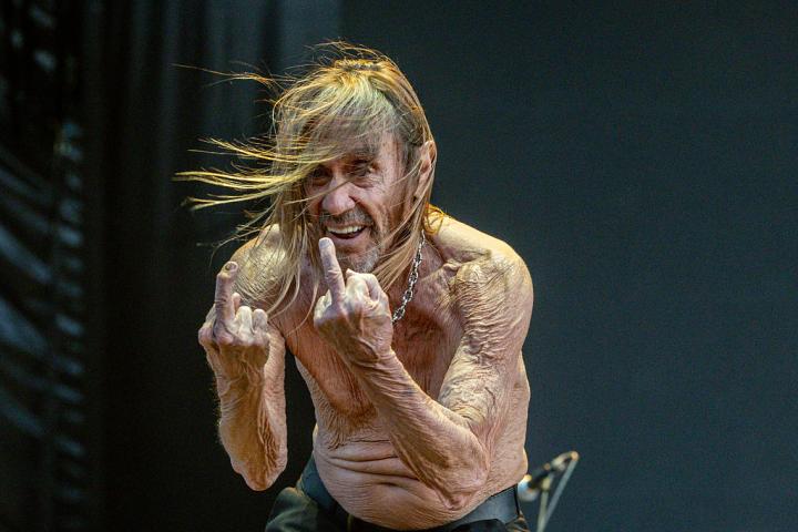 Iggy Pop, cabeza de cartel en el Mad Cool 2025, durante su concierto