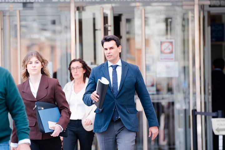 Alberto González Amador, a su salida de los Juzgados de Plaza de Castilla