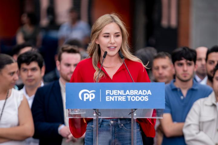 Noelia Núñez, en un mitin de la campaña a la alcaldía de Fuenlabrada.