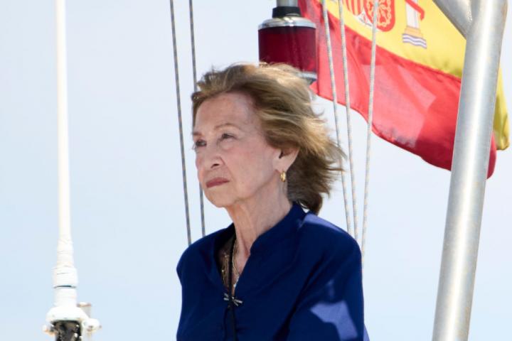 La Reina Sofía siguiendo las regatas de la Copa del Rey de Vela de Mallorca 2024