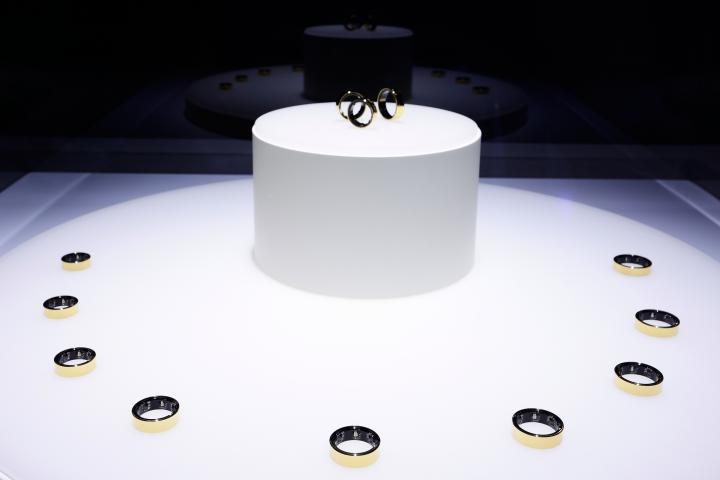Exhibición del Samsung Galaxy Ring.