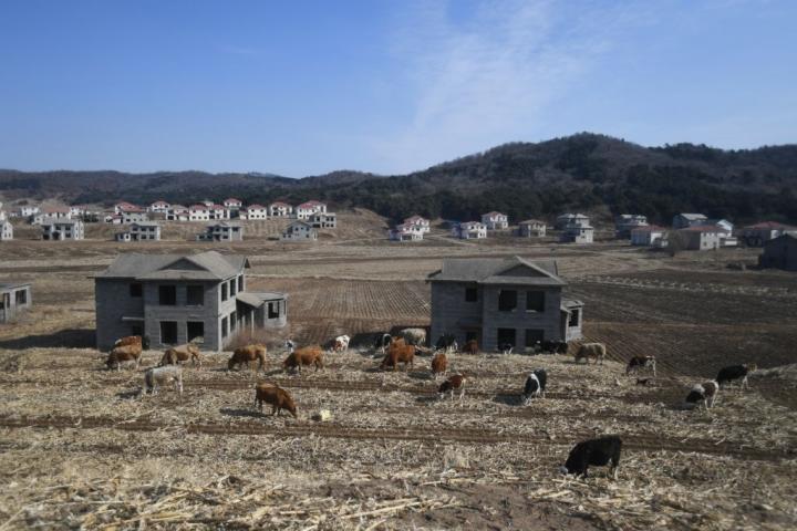 Edificios sin terminar en Shenyang, China.