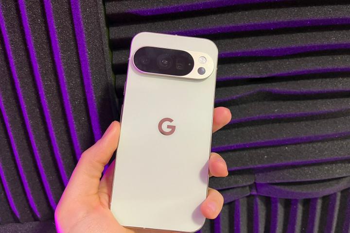 Foto del nuevo Google Pixel 10 Pro.