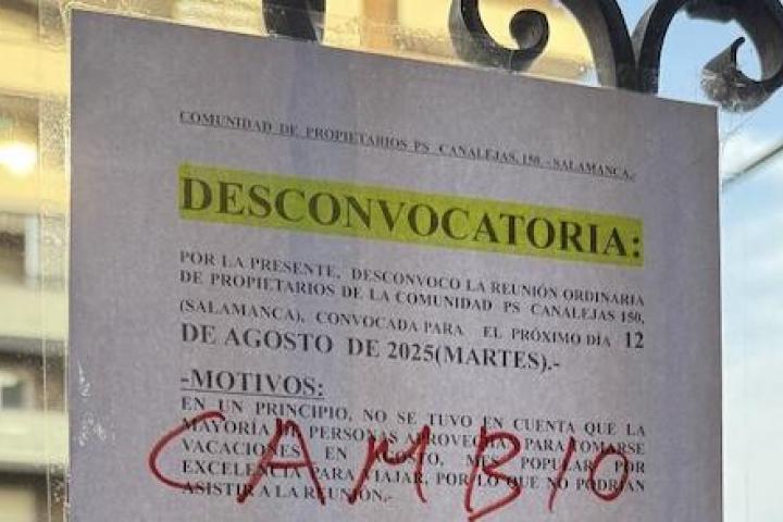 Detalle del cartel que ha dado la vuelta a las redes sociales
