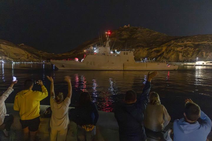 El buque de acción marítima Furor ha zarpado esta noche del puerto de Cartagena