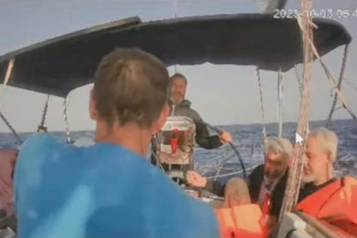 El Marinette mientras navega en solitario rumbo a Gaza tras el asalto israelí a la Flotilla