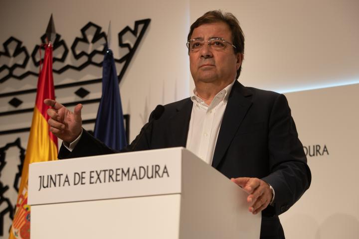 Foto de archivo del expresidente de la Junta de Extremadura, Guillermo Fernández Vara.