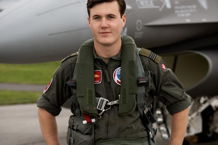 Christian de Dinamarca en su primer vuelo en un F-16