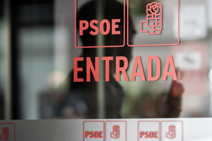 Imagen de archivo de la entrada de la sede del PSOE en la calle Ferraz (Madrid).