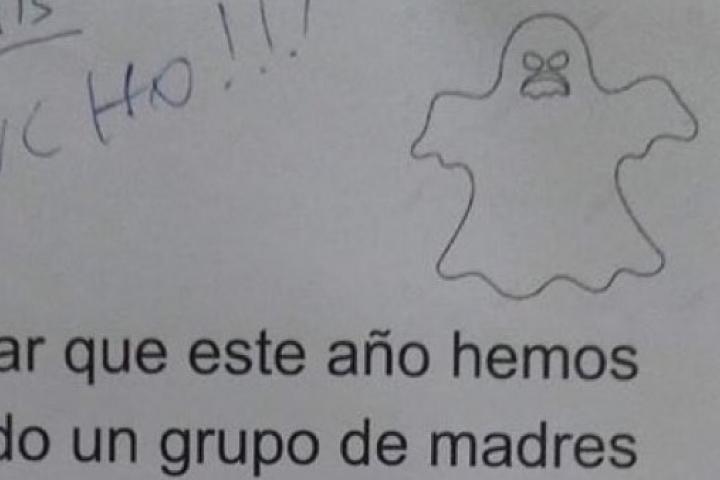 Detalle del polémico cartel de la comunidad de vecinos para Halloween.