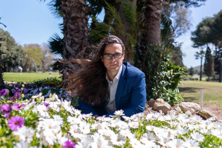 El neurocientífico Álex Gómez Marín relata su experiencia cercana a la muerte en su libro.