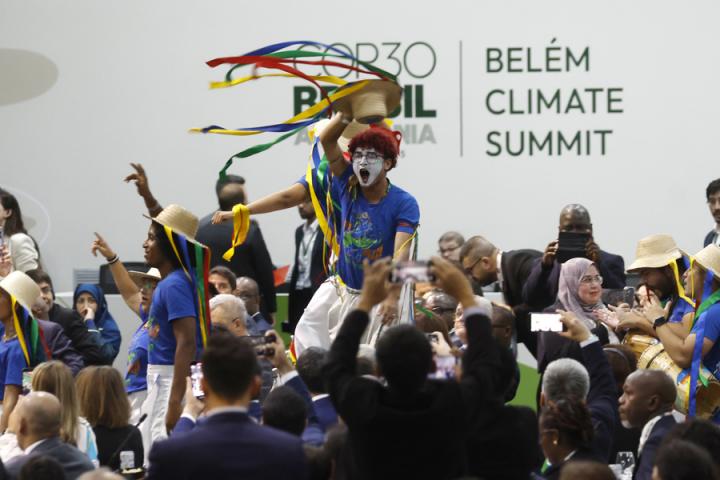 Animación local en la apertura de la COP30 en Belém, plena amazonía brasileña