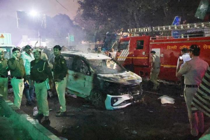 Coche que ha explotado en Nueva Delhi