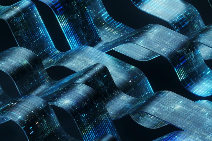 Cintas futuristas que crean una red compleja e interconectada.