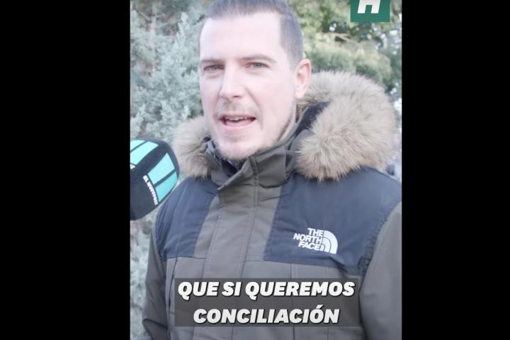 Un padre de familia habla sobre el anteproyecto de ley del Gobierno para la reducción de jornada lectiva y el ratio de los alumnos.