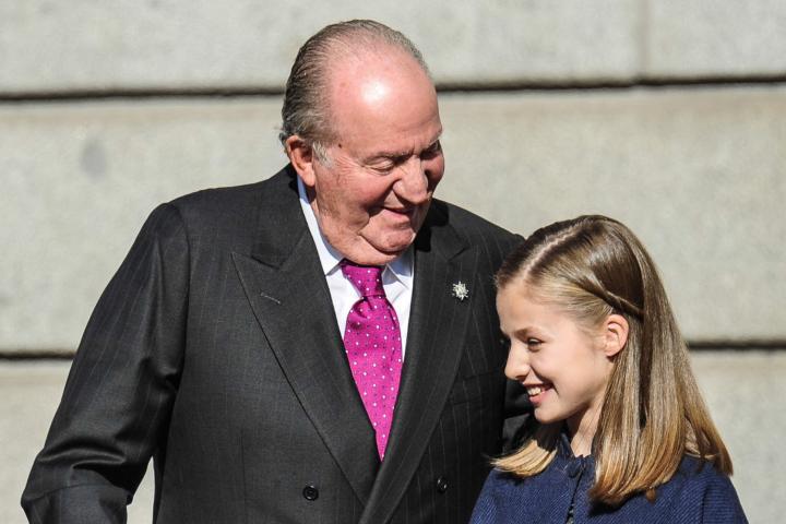 El rey Juan Carlos y la princesa Leonor muy sonrientes en el 40 aniversario de la Constitución Española