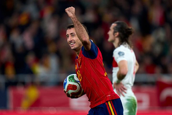 Oyarzabal celebra su gol a Turquía en La Cartuja